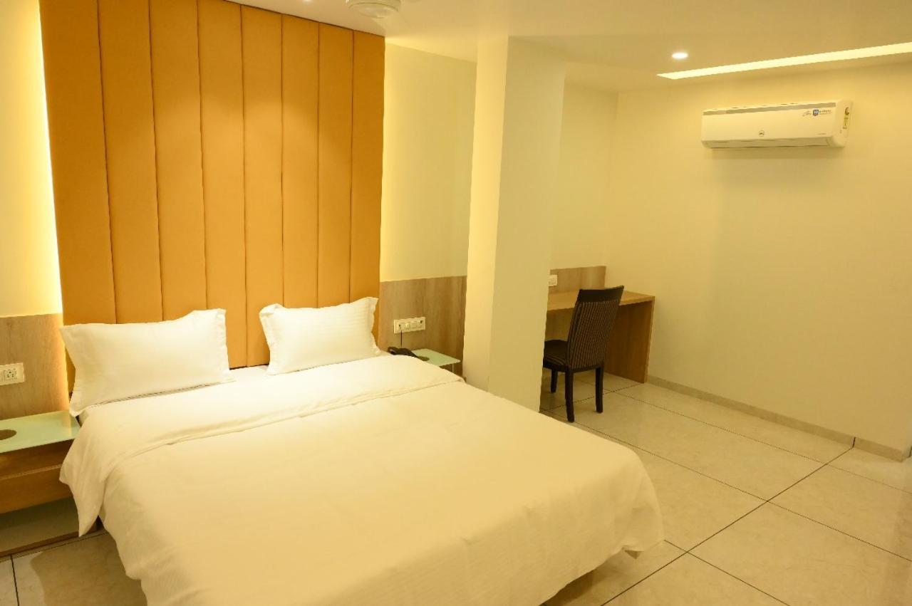 Hotel Parqotel Arnāla Exterior foto